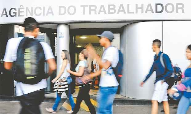 Desemprego em Pernambuco recua 0,9%